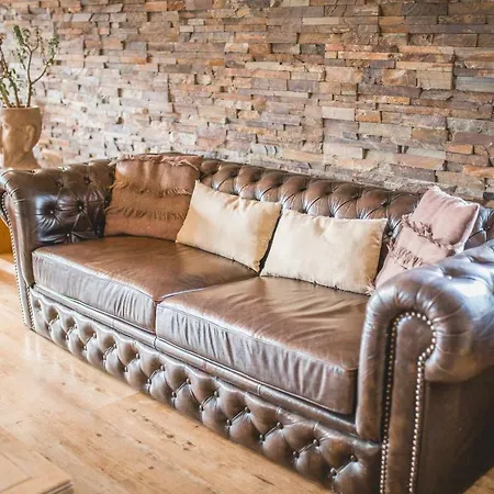 Downtown Alpi Apartment