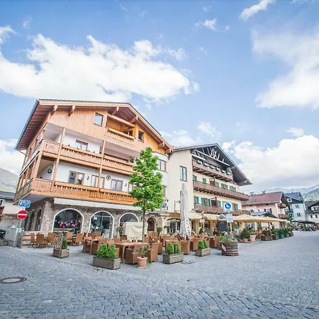 Downtown Alpi Apartament *
